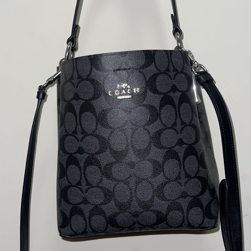 Coach Bucket Bag